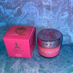 Jeffree Star NIB Velour Lip Scrub Strawberry Gum